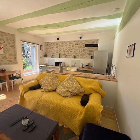 La Bastide Aux Iris - Les Capucines Daire Villecroze Dış mekan fotoğraf