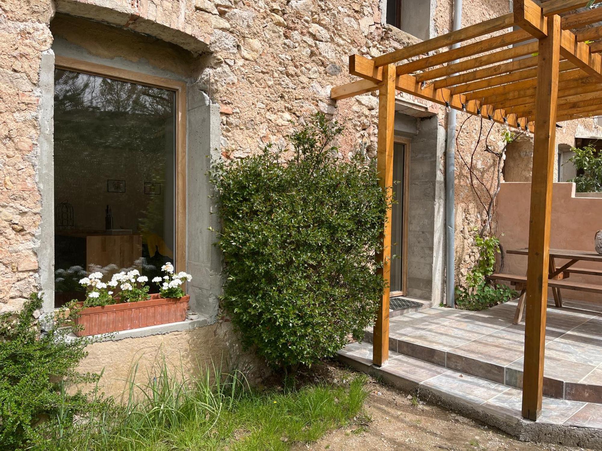 La Bastide Aux Iris - Les Capucines Daire Villecroze Dış mekan fotoğraf